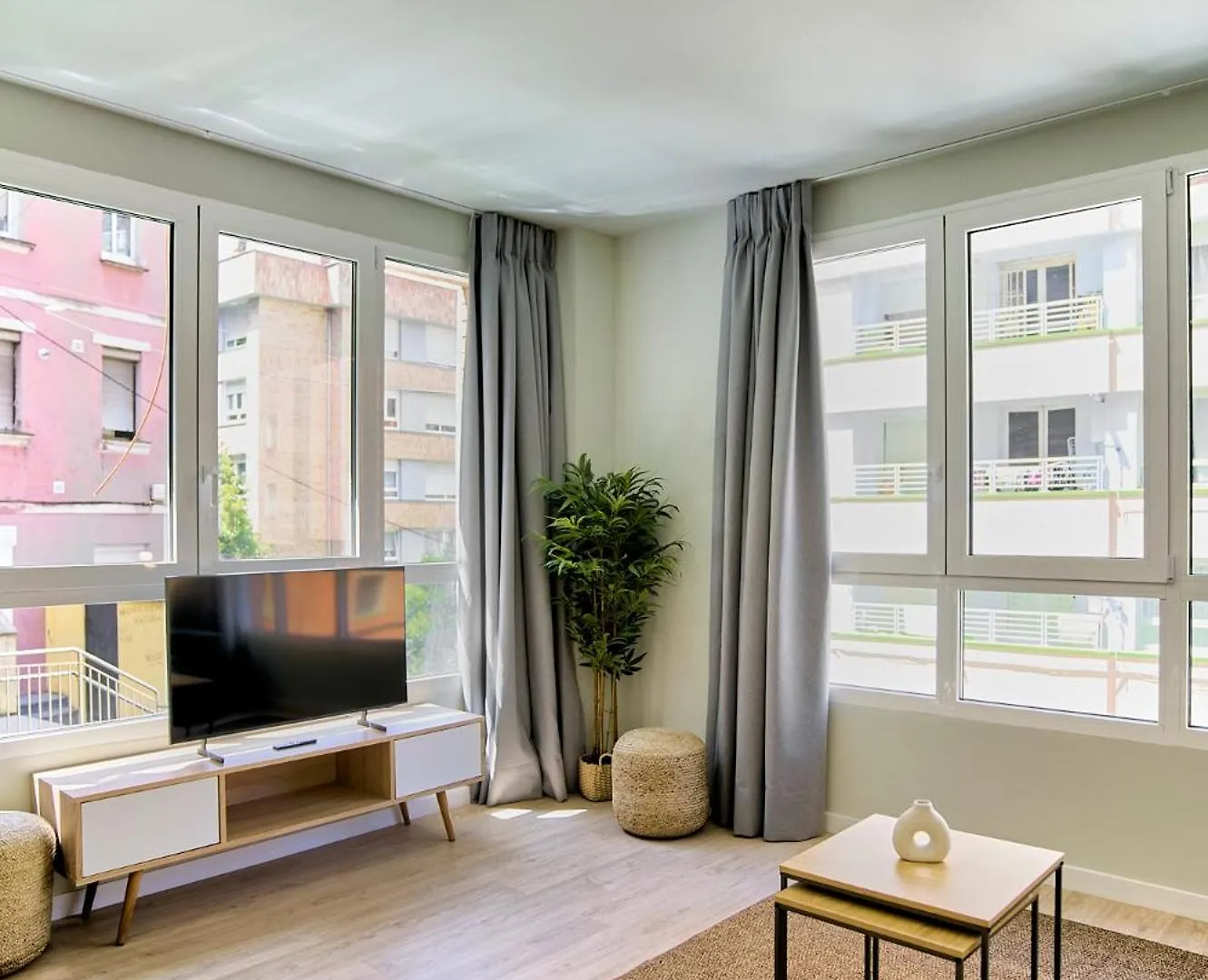 Apartamentos Olivia By Gaiarooms 毕尔巴鄂 0*,  西班牙